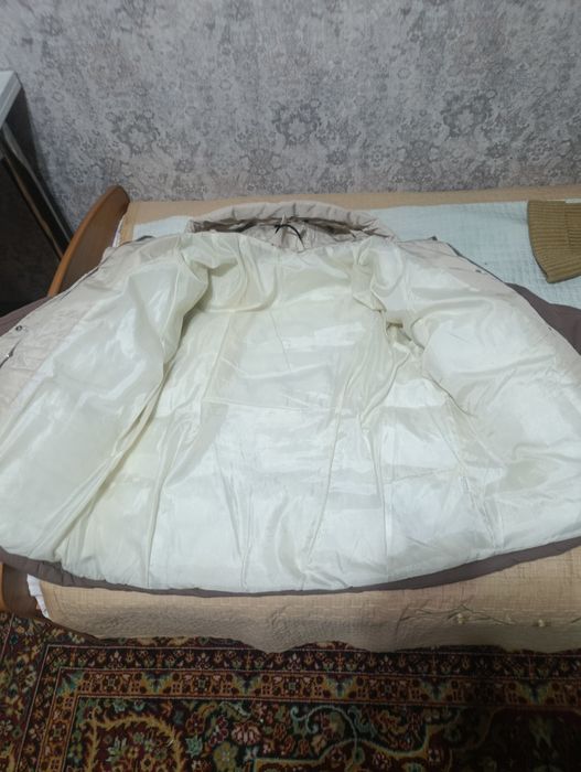 Продам куртку в хорошем состоянии