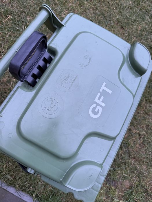 Пластмасов контейнер за съхранение