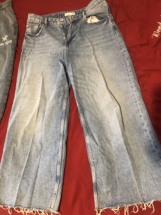 Новые, модные джинсы