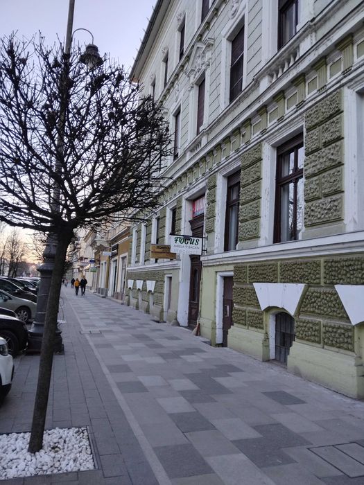 Spațiu Birouri/Cabinet / B-dul Revoluției | Etaj 1 | Parcare inclusa