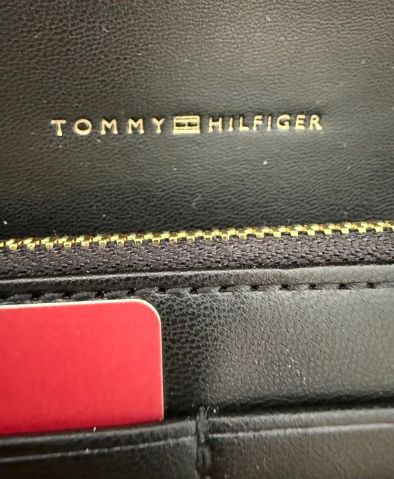 Сумки. Клатч Tommy Hilfiger оригинал
