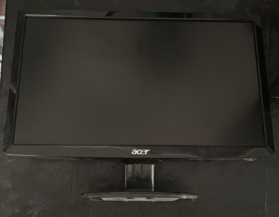 Продам мониторы emachines и Acer в рабочем состоянии