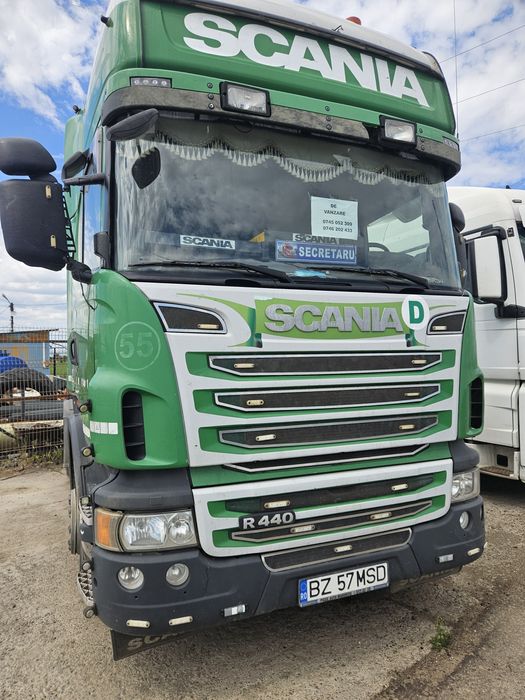 Se vinde Scania 8×4 si cap tractor
