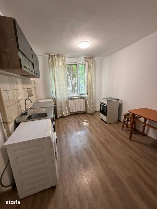 Garsoniera -Parter -Zona Gara