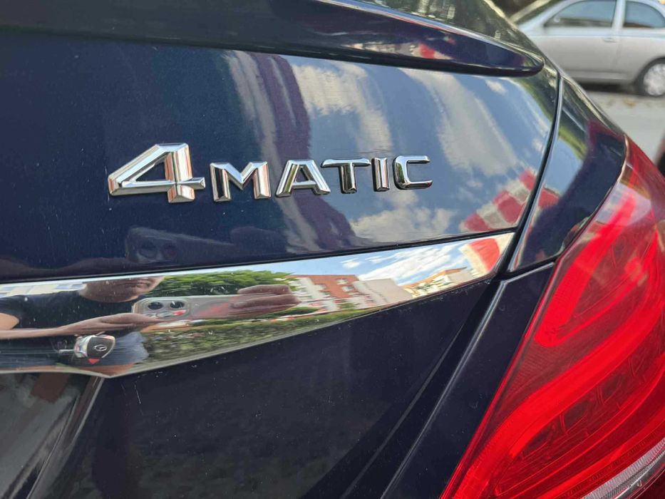 Мерцедес С300L 4Matik седан