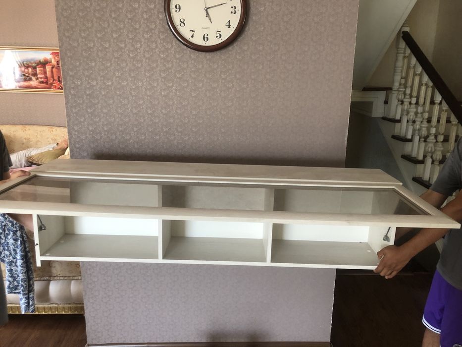 Полка для книг