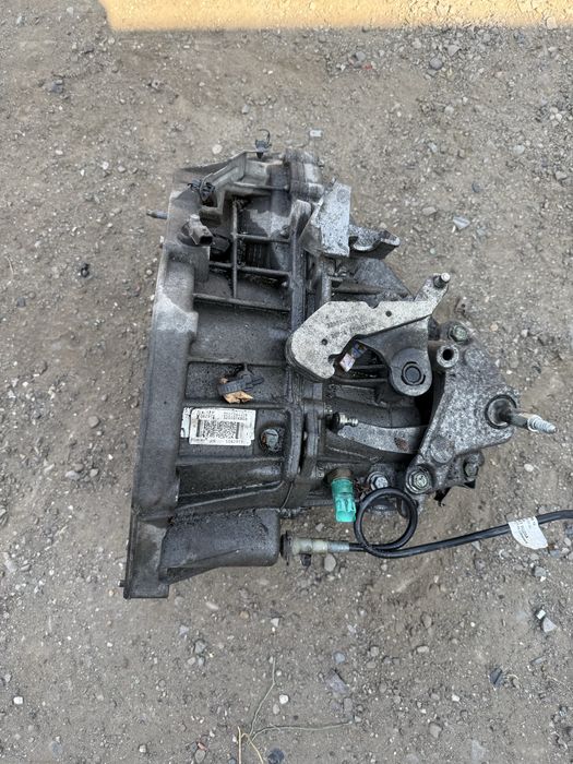 Cutie viteze manuala 6 trepte Nissan Juke 1.5 dci Start Stop