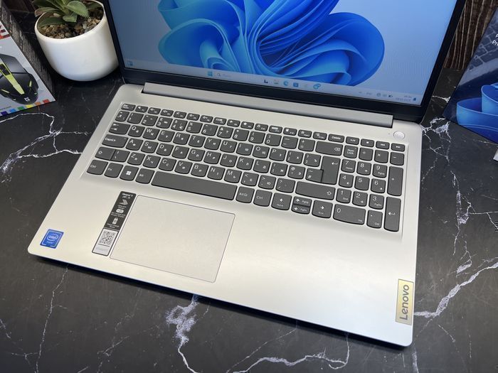 Ноутбук для работы IdeaPad 1i | Celeron N4020 | 4GB | 256GB SSD