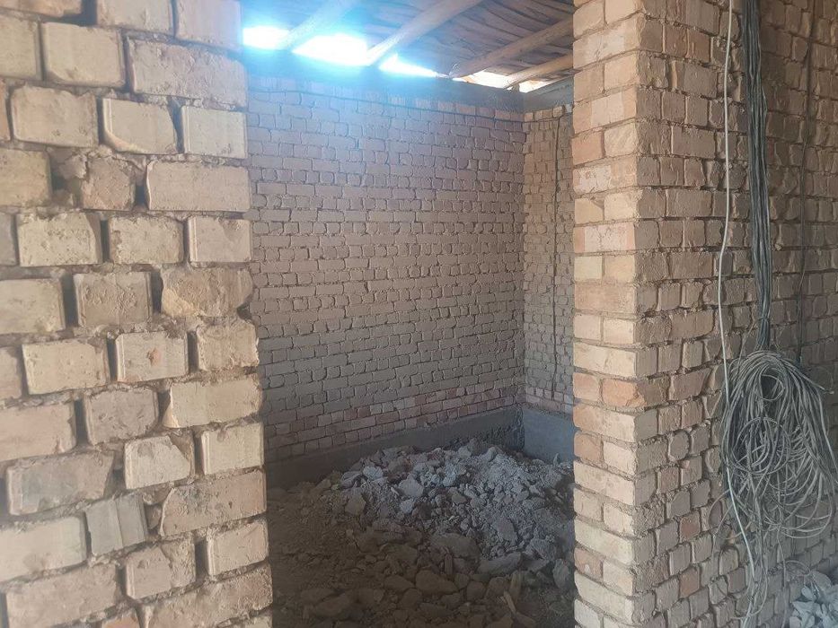 Участок 6 соток в Янги Бирлик (Кибрай) + коробка дома