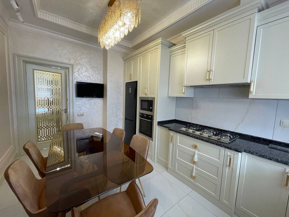 Продаётся 5/7/8 квартира, Улица Мукими, ЖК Parisien