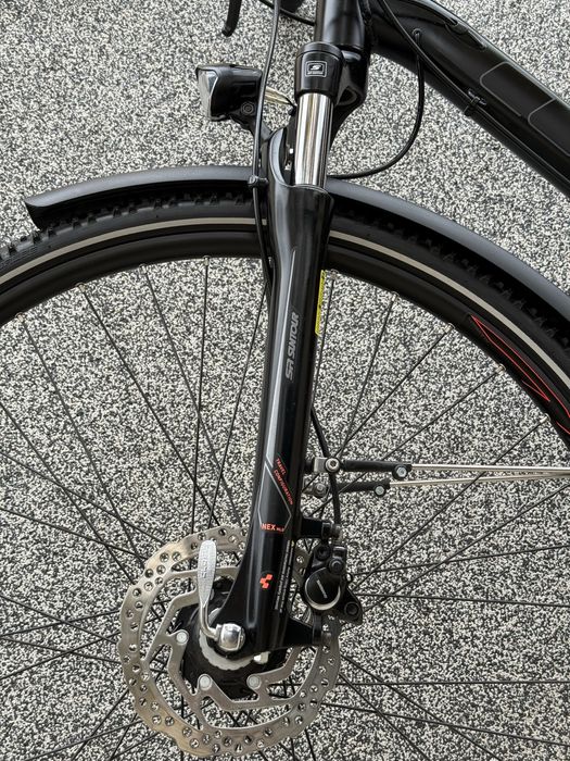 CUBE Touring SL 28” Shimano XT 30 Скорости Хидравлика 54см ОТЛИЧЕН