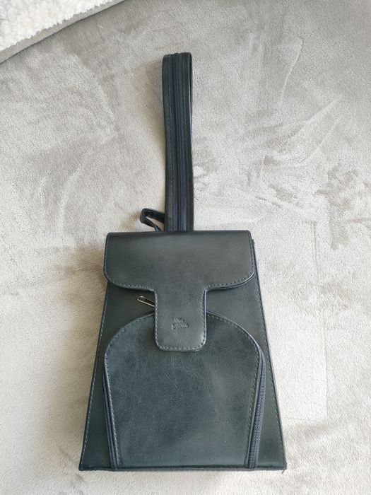 Рюкзак,сумка через плечо продаю