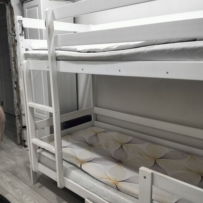 Продам двухъярусную кровать