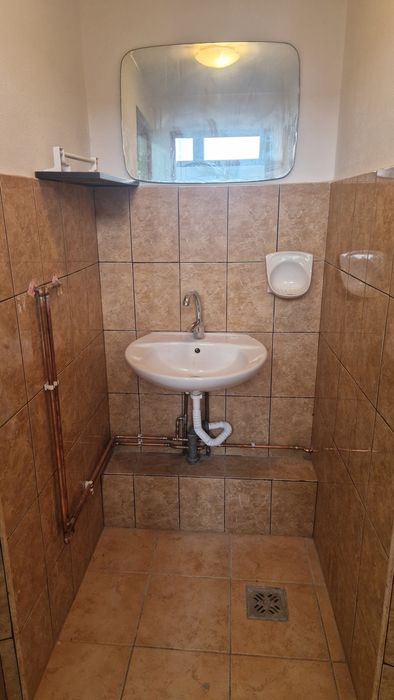 Spatiu comercial sau locuința