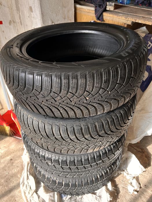 Зимни губи 205/60 R16 4бр  Goodyear2 и Toyo2