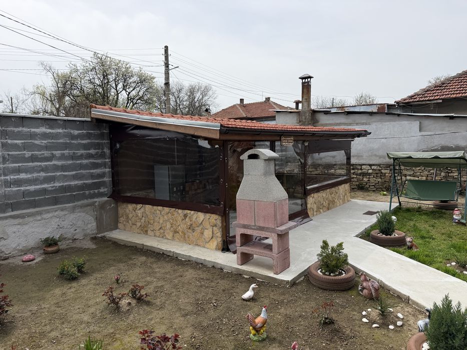 Ветроупорни завеси,тенти,винил барбекю шатри покривала сенници