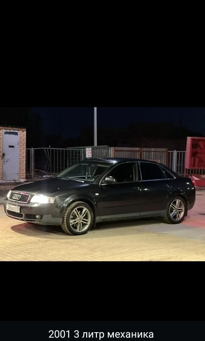 Машина Audi A4 механика