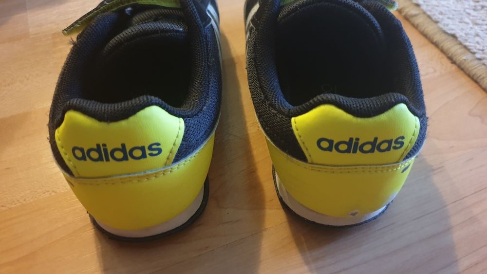 Черни маратонки Adidas neo bed за момче, 30 номер