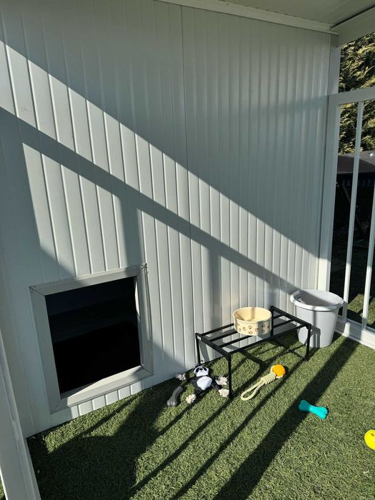 Țarc câini + cușcă încălzită (panouri sandwich) | 2 nivele | 3500 lei