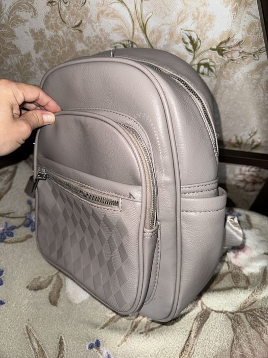 Продам рюкзак почти новая