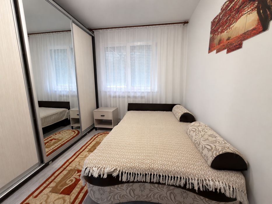 Apartament 2 camere, renovat recent, de închiriat în Micro 40