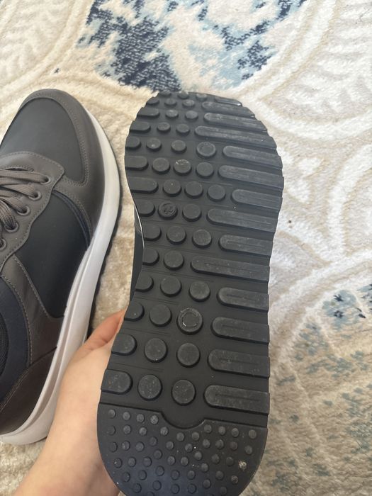 Кроссовки новый вообще киілмеген