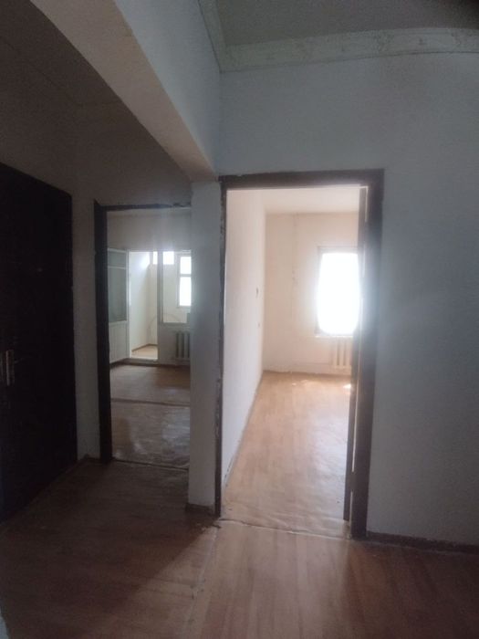 3/3/9. Сергели 5. Квартира 84 м², дом панельный. Метро 2-bekat - 100 м