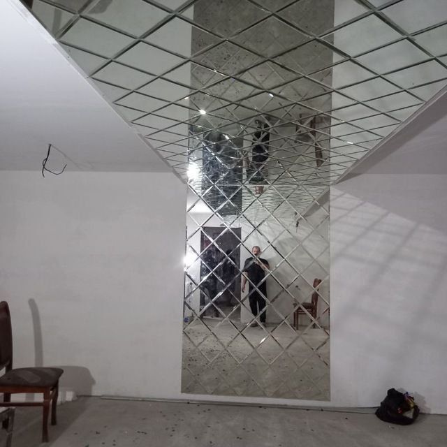 Rombik Toshoyna zerkila