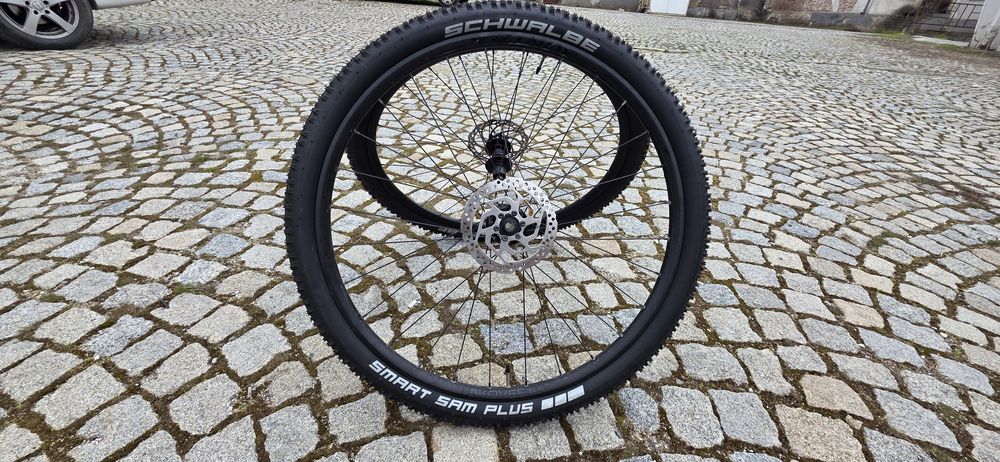 капли с нови гуми 29 от Trek