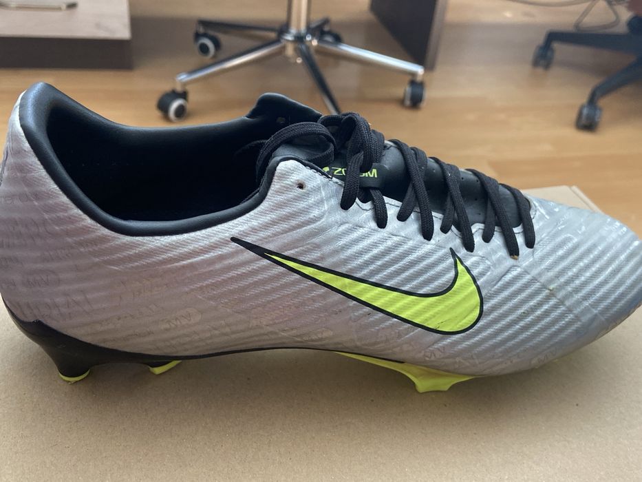 Бутсы Nike Zoom Mercurial Vapor 15 Academy XXV MG