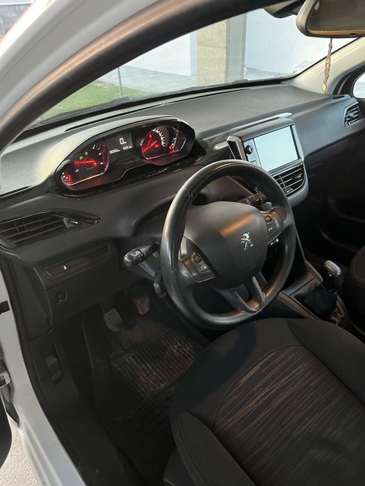 Peugeot 208 14 hdi