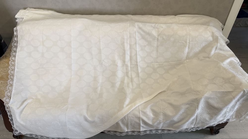 Продаю разные скатерти текстиль