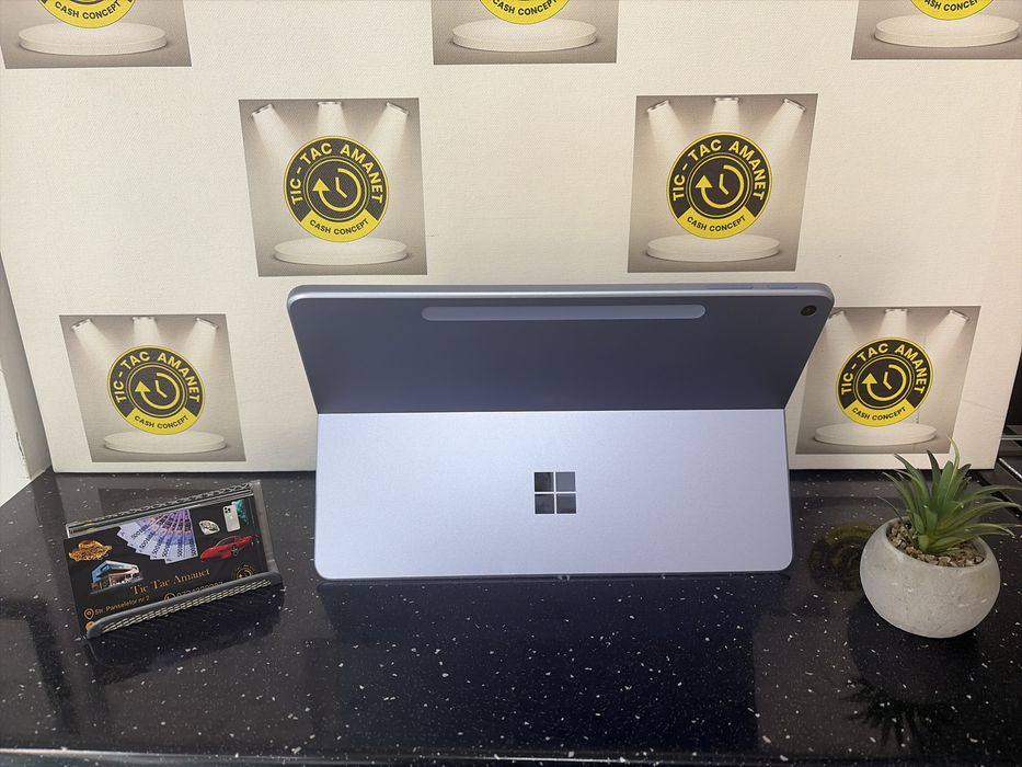 Microsoft Surface Pro 12 *Tic Tac Amanet*