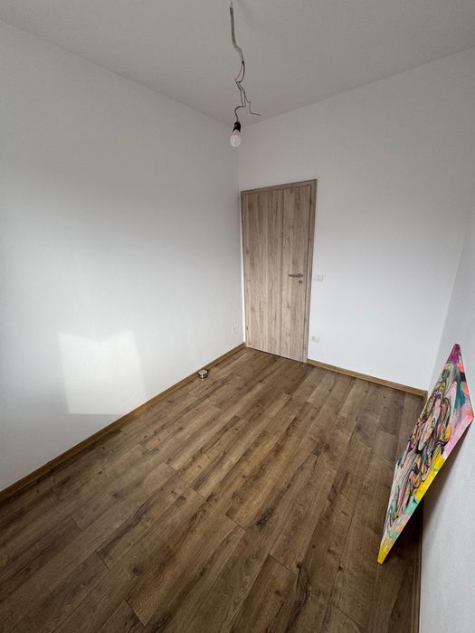 Apartament cu 3 camere