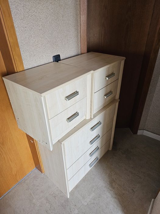 Спален комплект: гардероб с огледало + 2 нощни шкафчета + скрин – мног