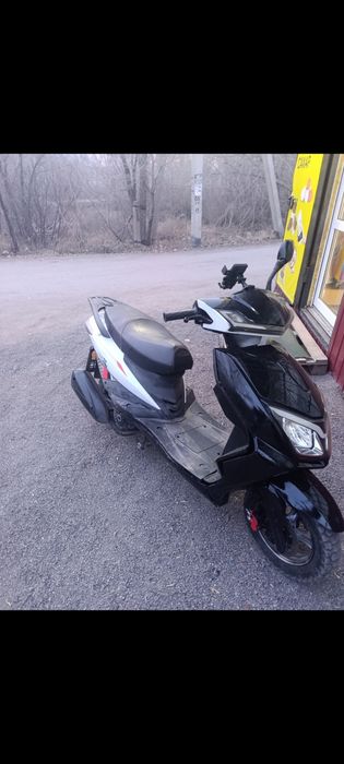 Продам скутер м10