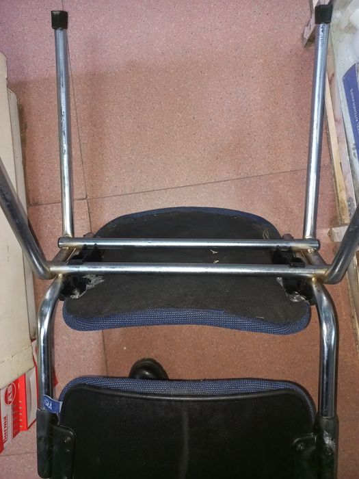 Продам стул  офисный