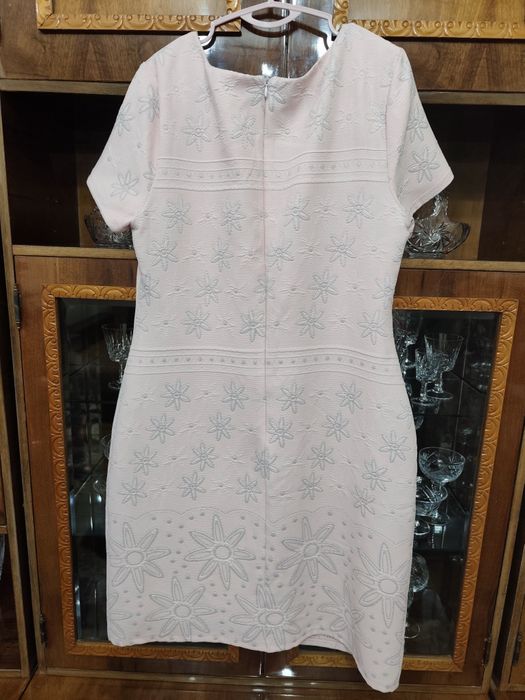 Vând Rochie elegantă