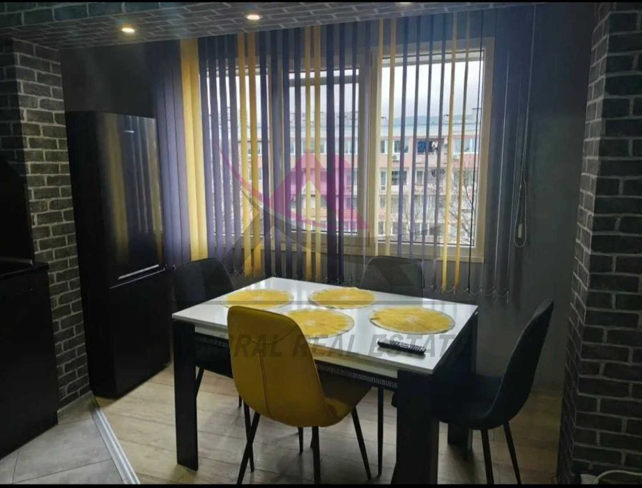 Дава се под наем Тристаен апартамент в Варна, Левски - 66 кв.м за 598.23 € - Снимка #1