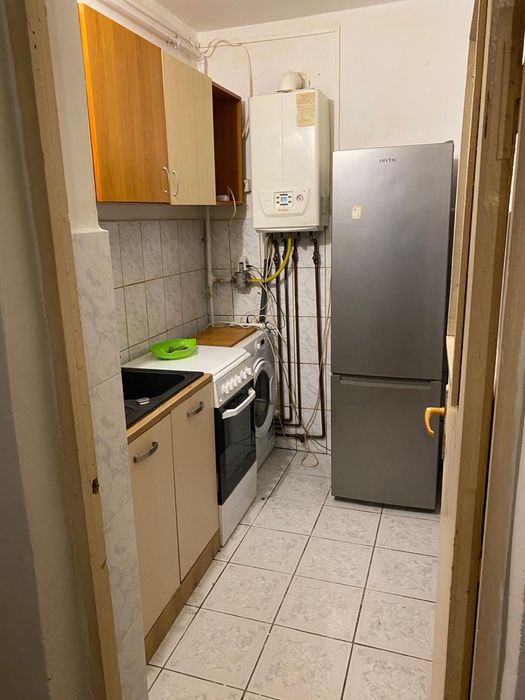 Inchiriez garsoniera