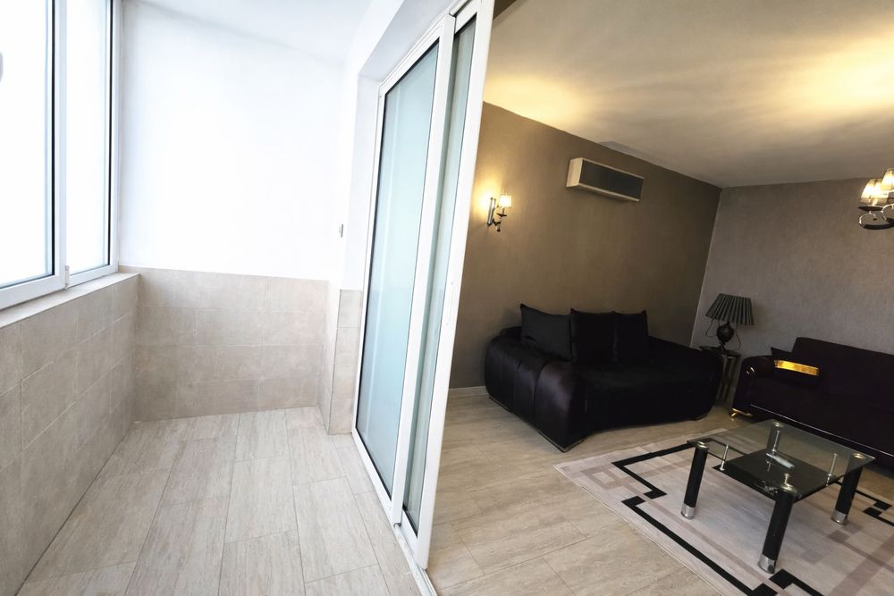 Луксозен тристаен апартамент под наем – 120 кв.м