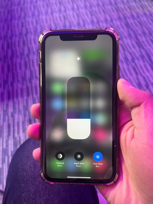 Продается айфон хр