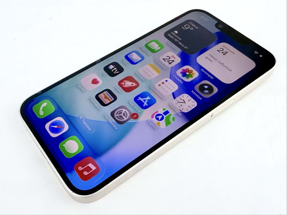 Apple iPhone 14 128GB Starlight Отличен!