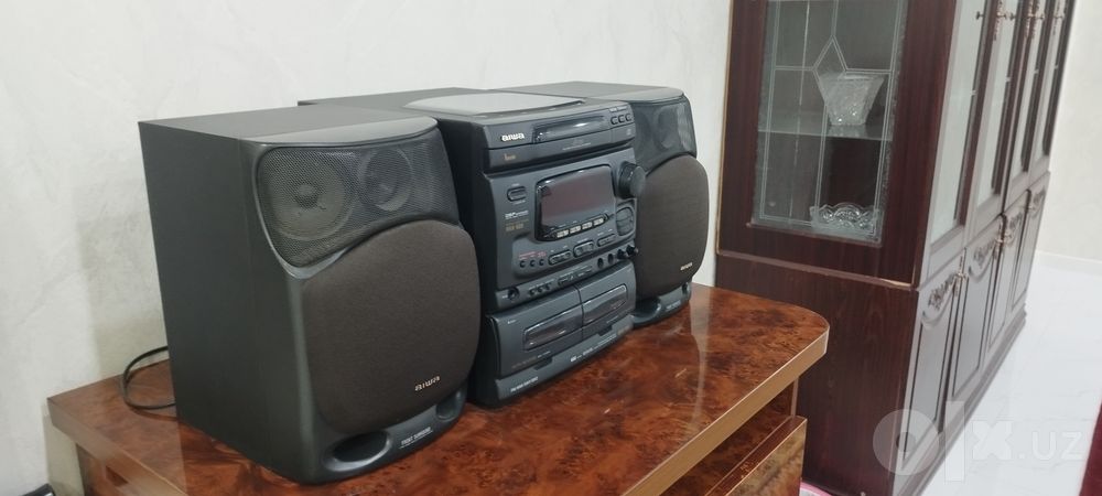 Музыкальный центр aiwa 520