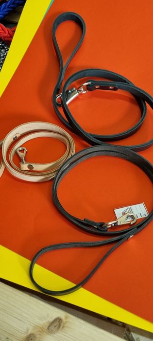 Български нашийници и поводи  за кучета.