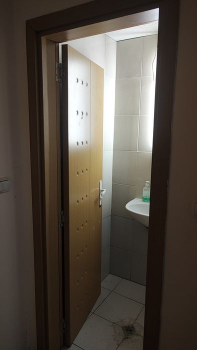 Продавам интериорни врати 3бр