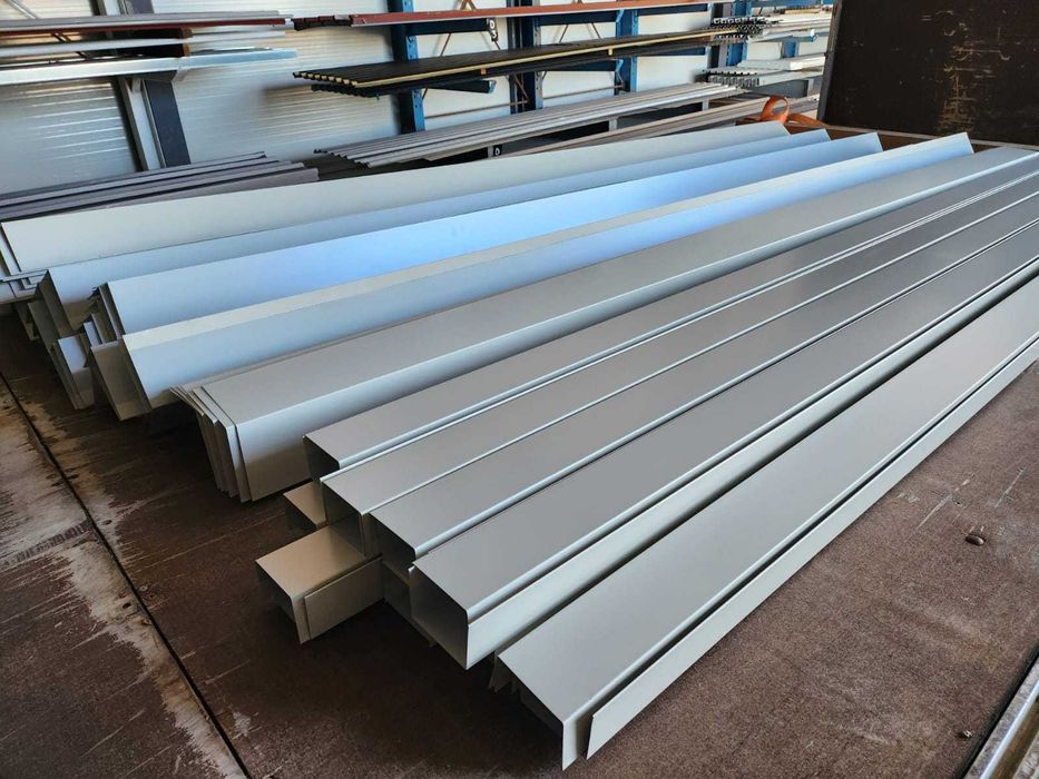 Panouri sandwich / policarbonat / tabla cutata / accesorii