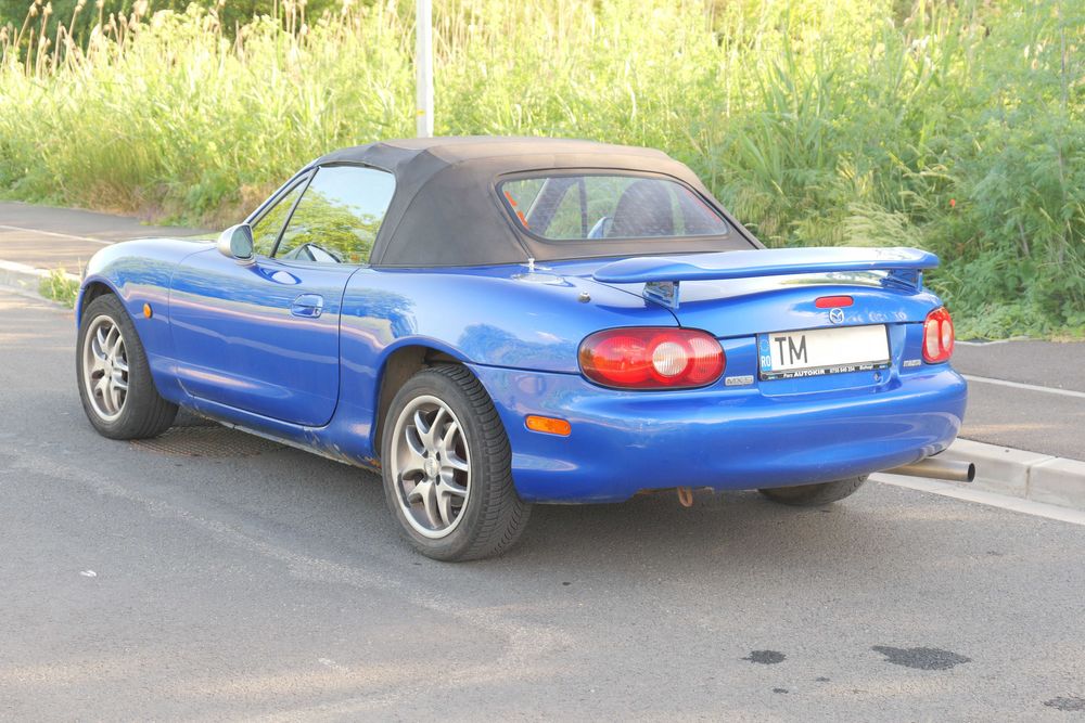 Mazda MX-5 NB 1.6 Laser Blue