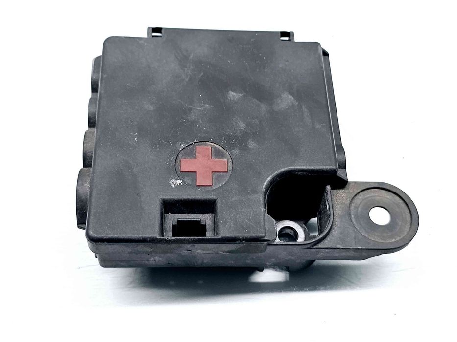 Panou sigurante Audi A5 Sportback (8TA) [Fabr 2009-2015] 8K0937517B