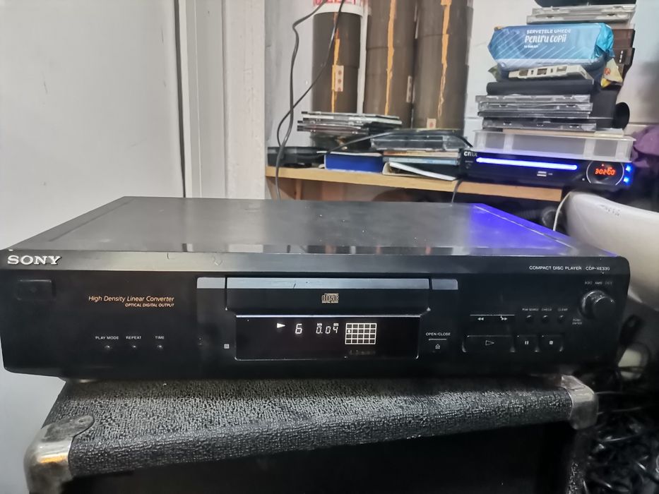Sony cdp xe 330 player